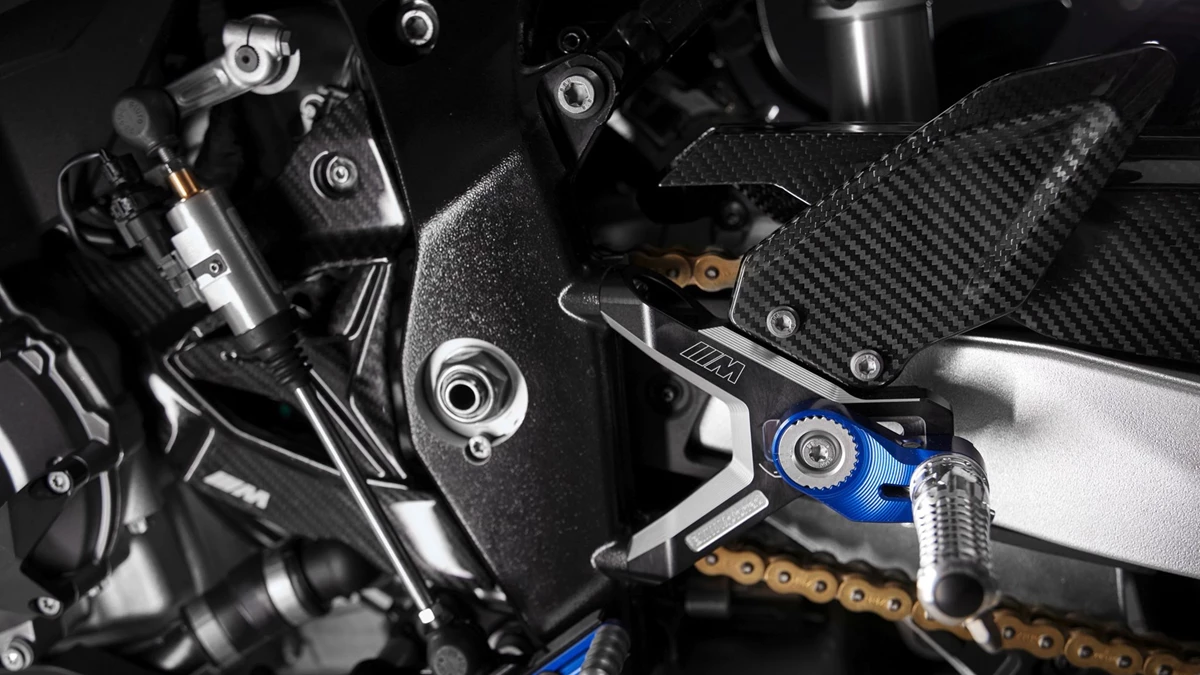 BMW M 1000 RR Bild 31: BMW M 1000 RR