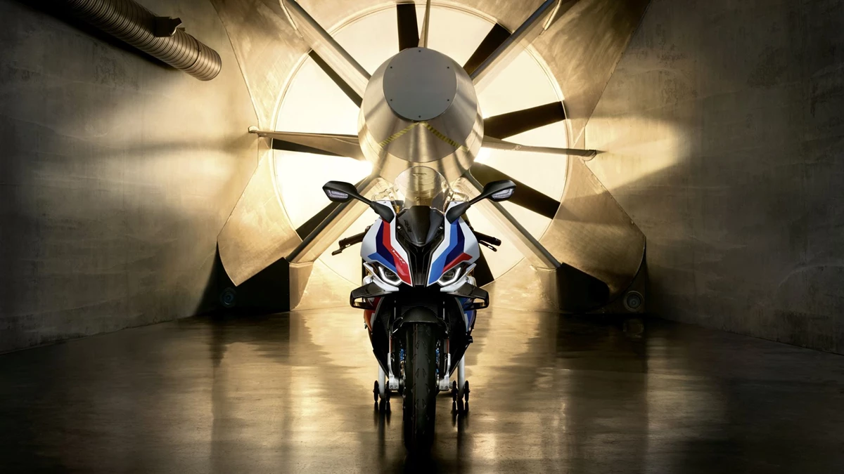 BMW M 1000 RR Bild 53: BMW M 1000 RR