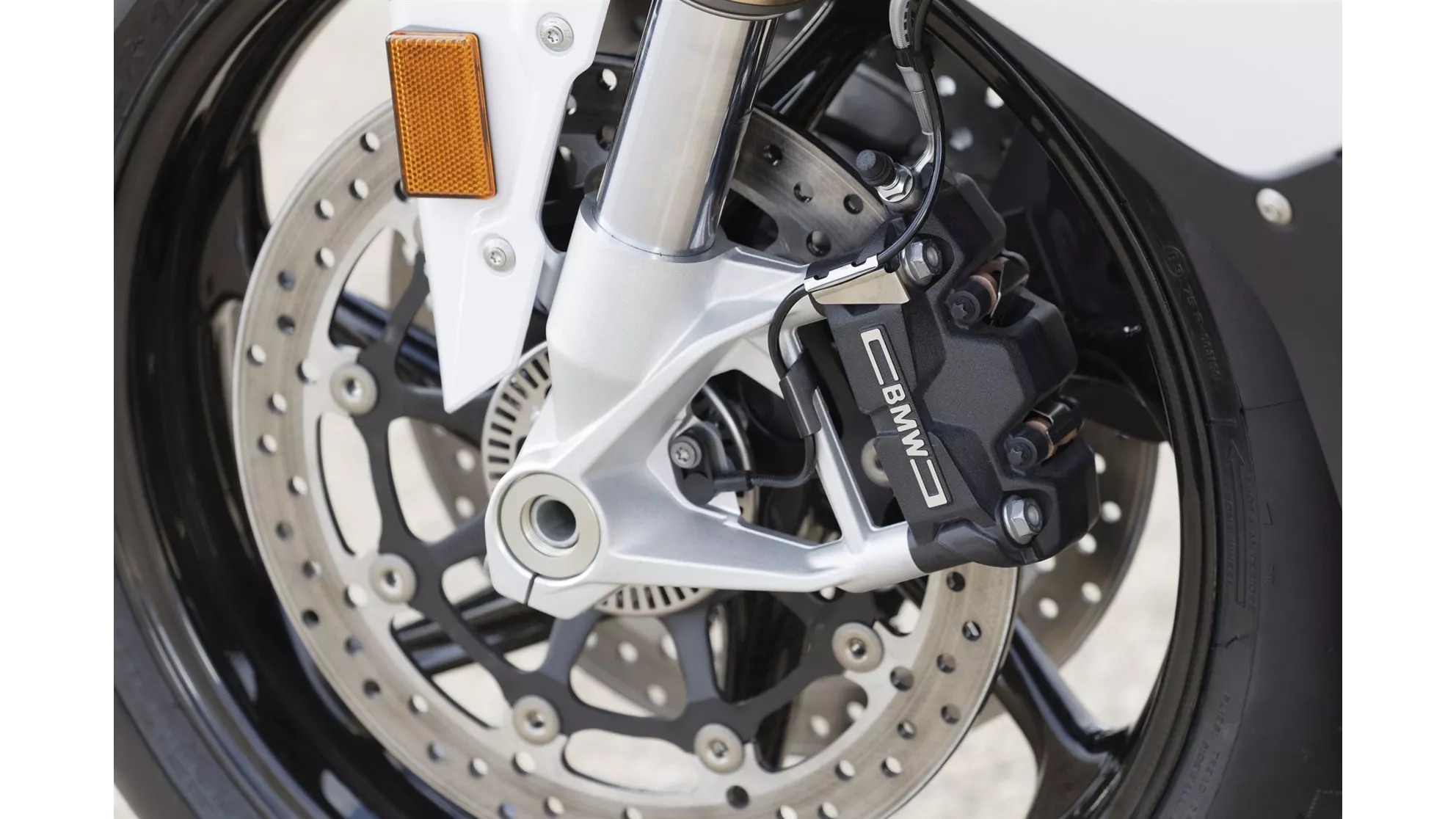 BMW S 1000 RR - Image 18 BMW S 1000 RR - Image 18