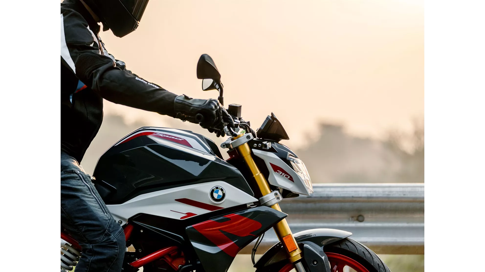 BMW G 310 R - Image 1 BMW G 310 R - Image 1