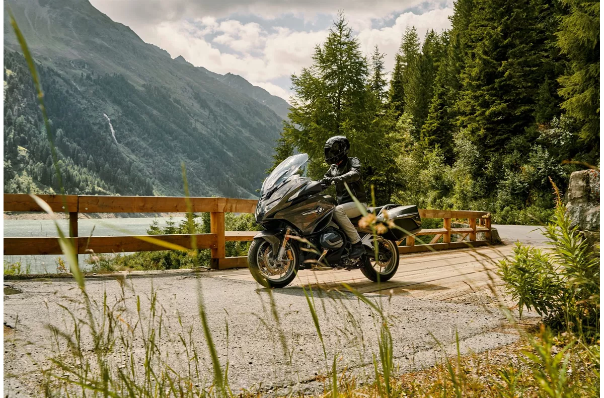 BMW R 1250 RT BMW R 1250 RT