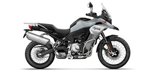 BMW R 1250 GS 2022 vs BMW F 850 GS Adventure 2021