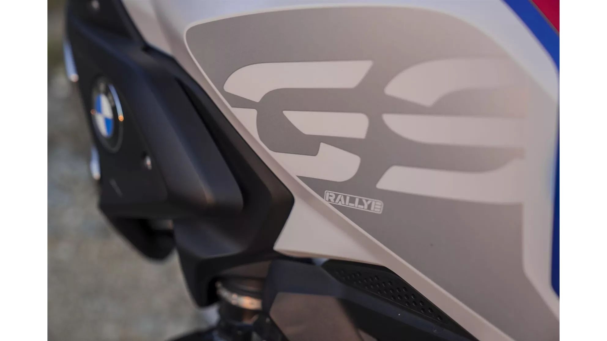 BMW R 1250 GS Adventure - Image 2 BMW R 1250 GS Adventure - Image 2