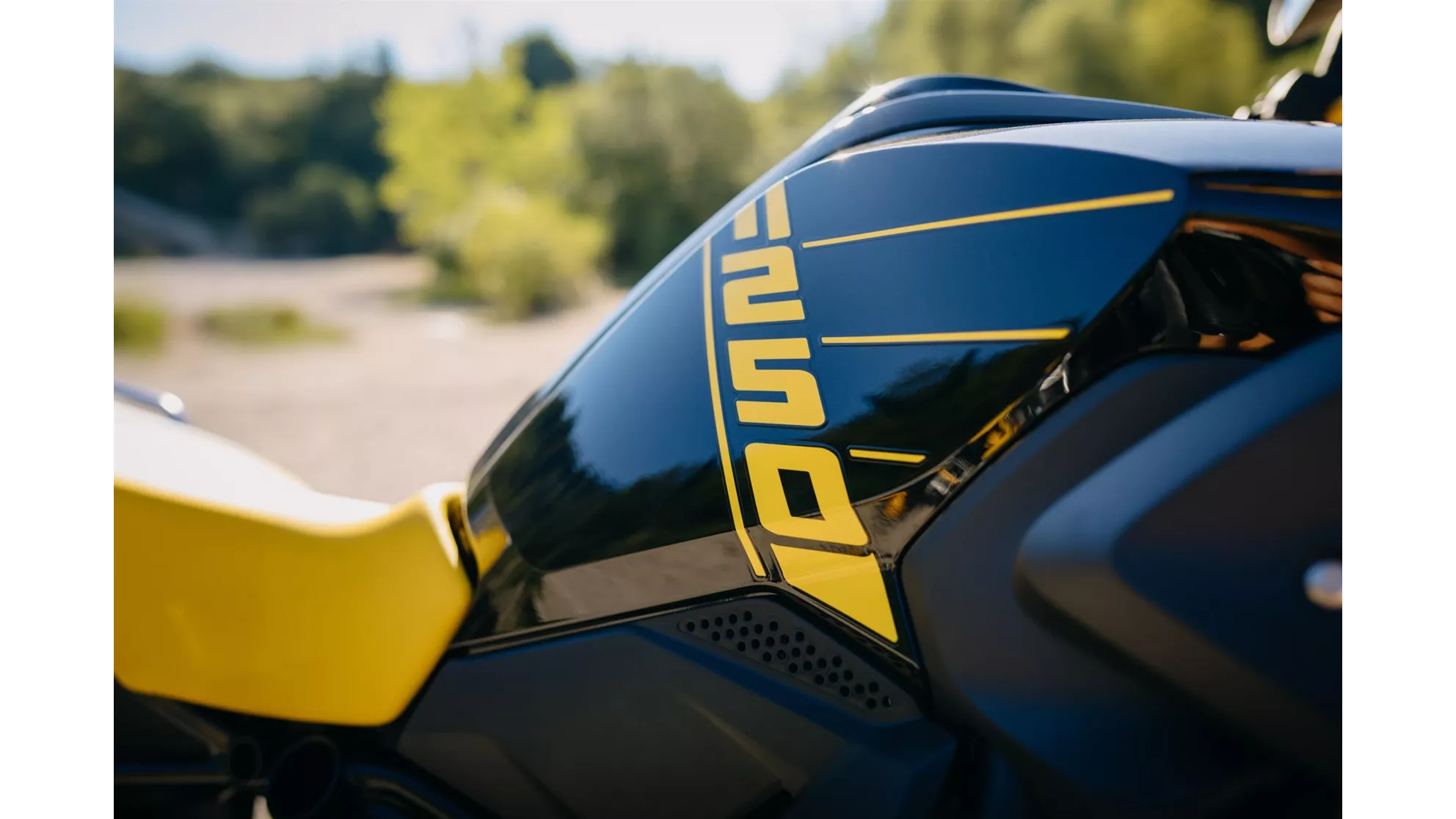 BMW R 1250 GS Adventure - Image 5 BMW R 1250 GS Adventure - Image 5