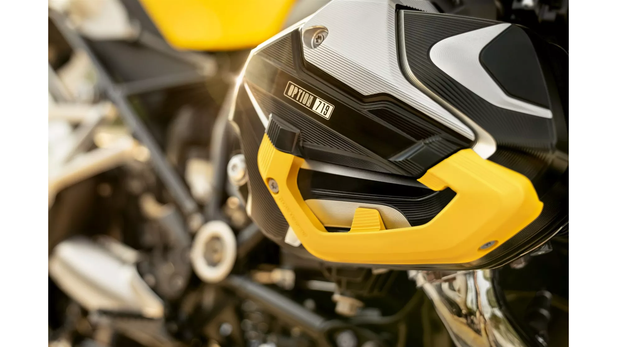 BMW R 1250 GS Adventure - Image 9 BMW R 1250 GS Adventure - Image 9