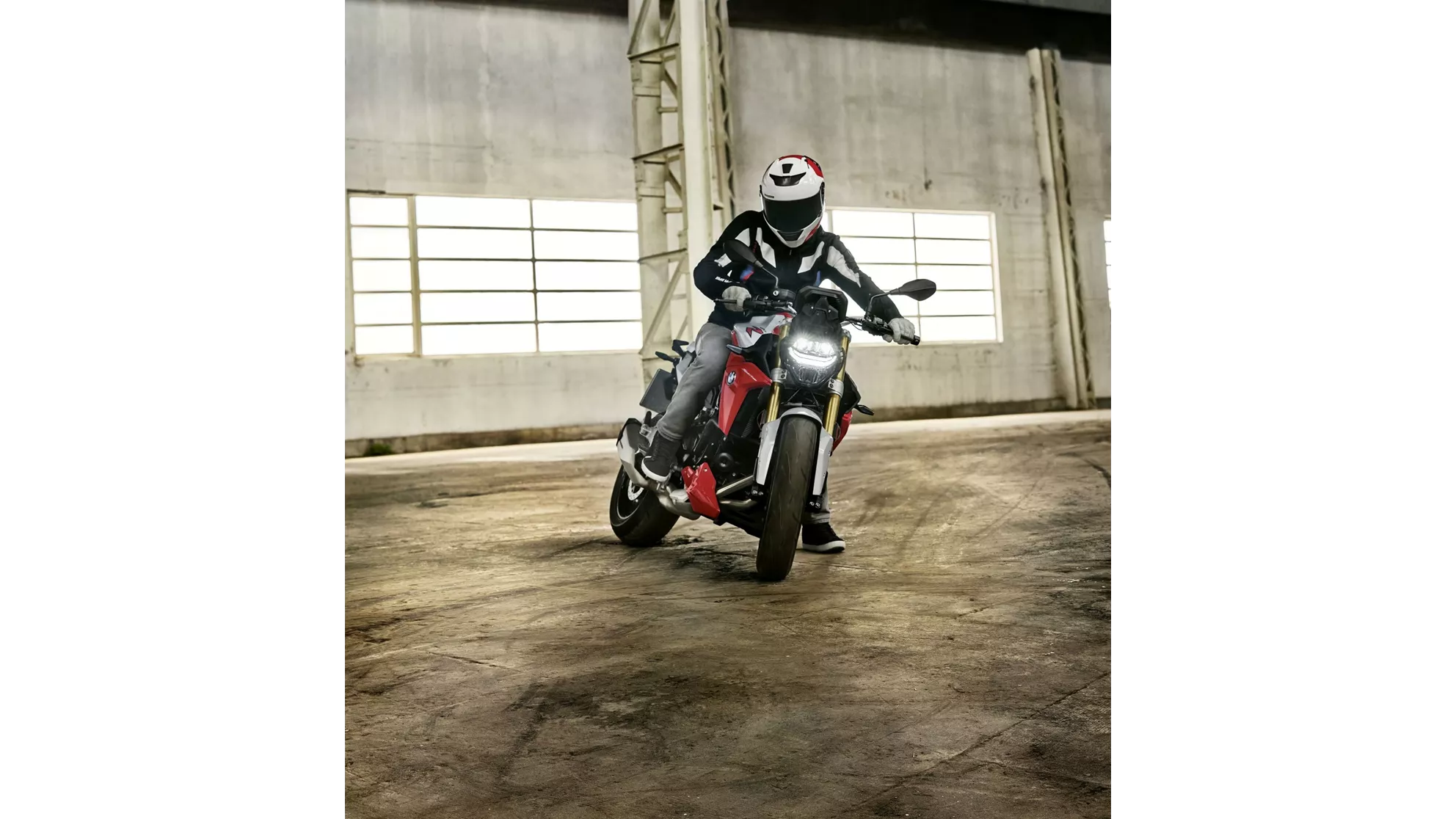 BMW F 900 R - Image 19 BMW F 900 R - Image 19
