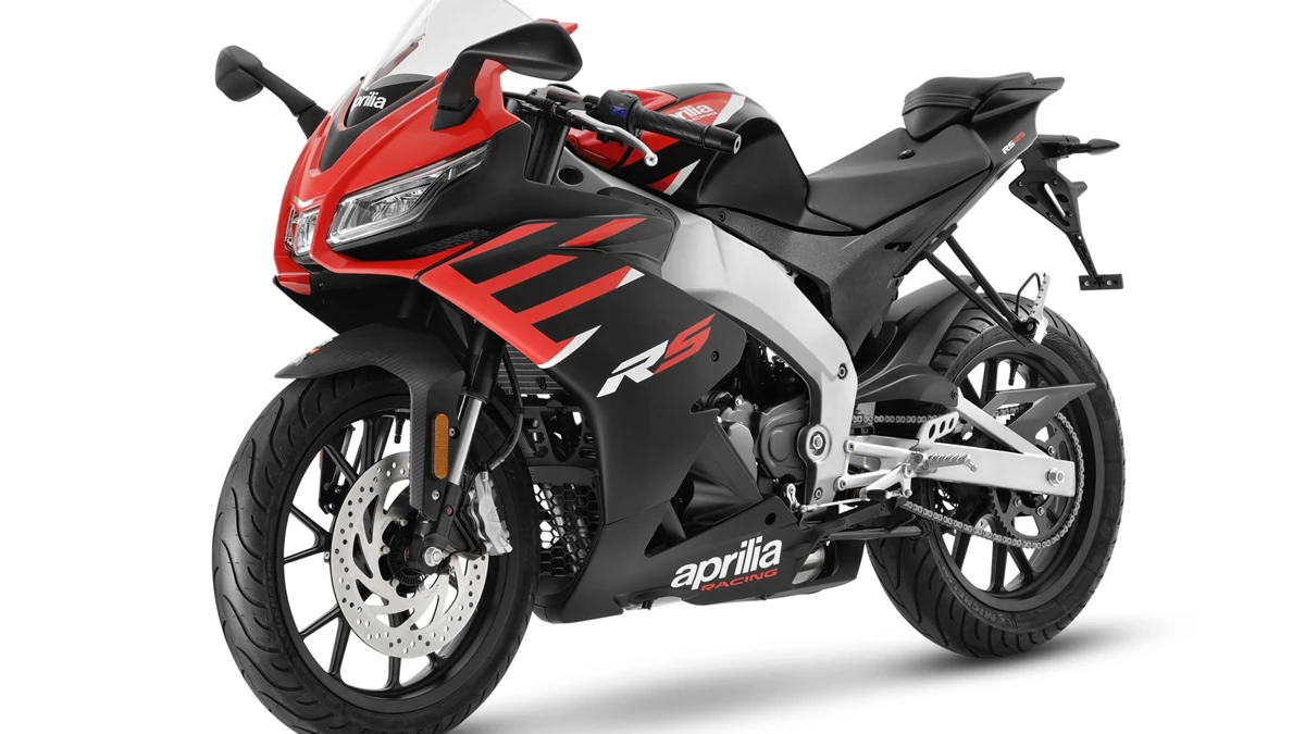 Aprilia RS 125 Bild 9: Aprilia RS 125