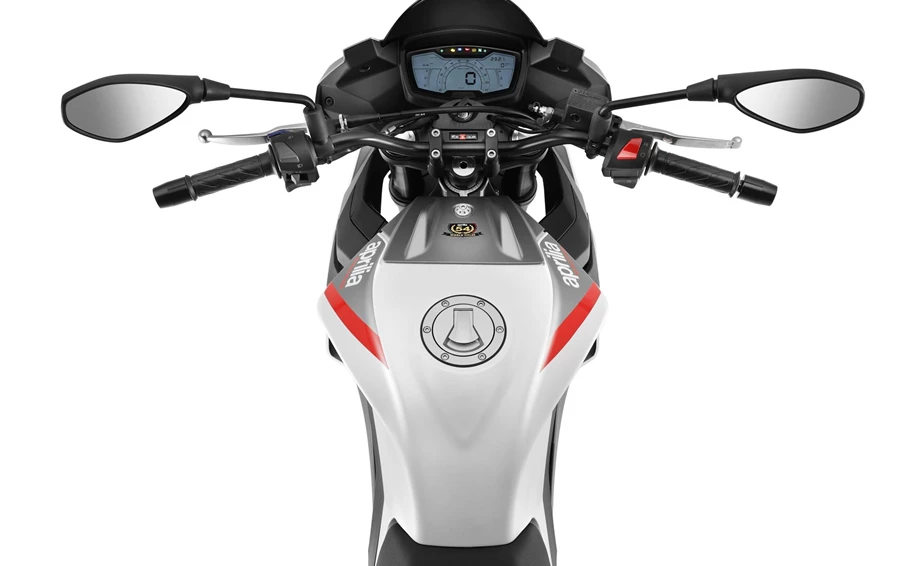 Aprilia Tuono 125 Bild 5: Aprilia Tuono 125