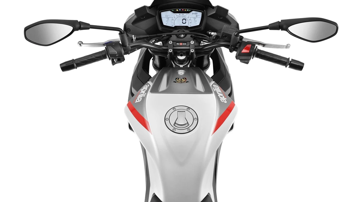 Aprilia Tuono 125 Bild 8: Aprilia Tuono 125