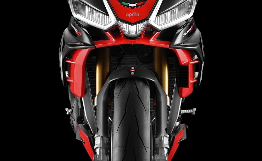 Aprilia Tuono V4 1100 Factory Bild 6: Aprilia Tuono V4 1100 Factory