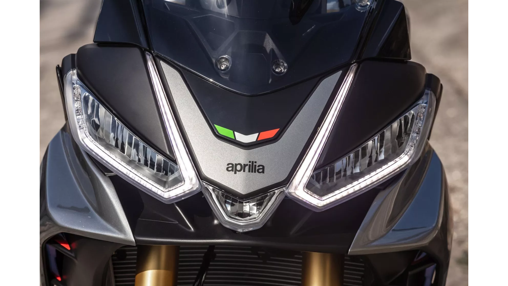 Aprilia Tuono V4 1100 - Image 4 Aprilia Tuono V4 1100 - Image 4