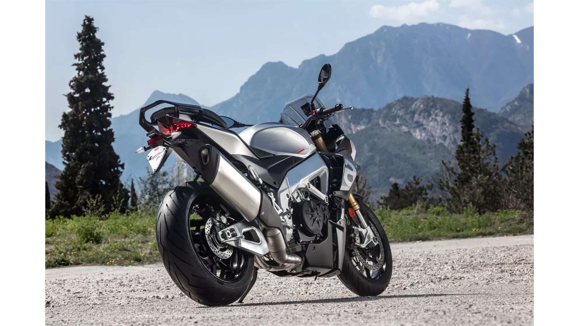 Aprilia Tuono V4 1100 - Image 9 Aprilia Tuono V4 1100 - Image 9