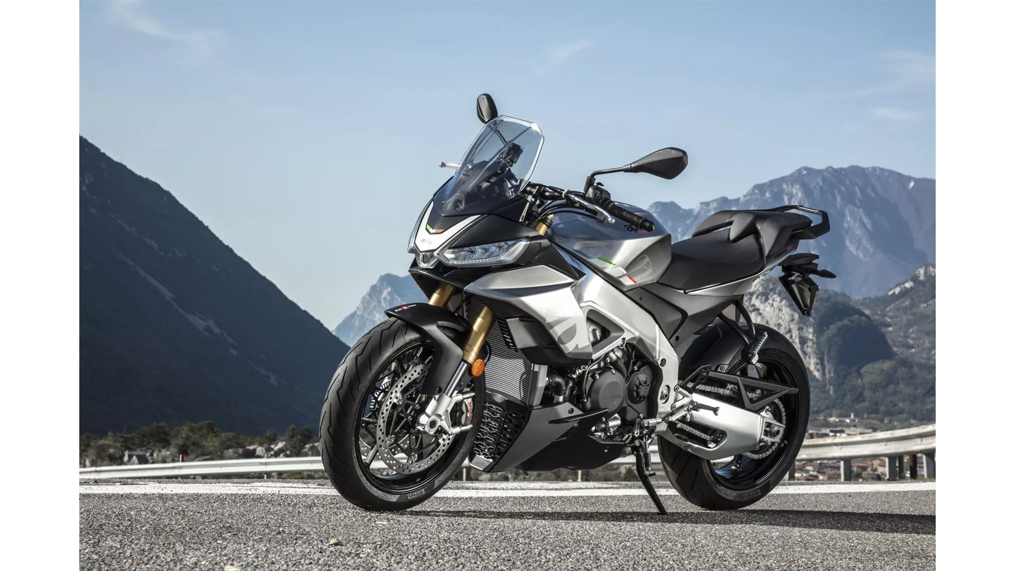 Aprilia Tuono V4 1100 - Image 10 Aprilia Tuono V4 1100 - Image 10