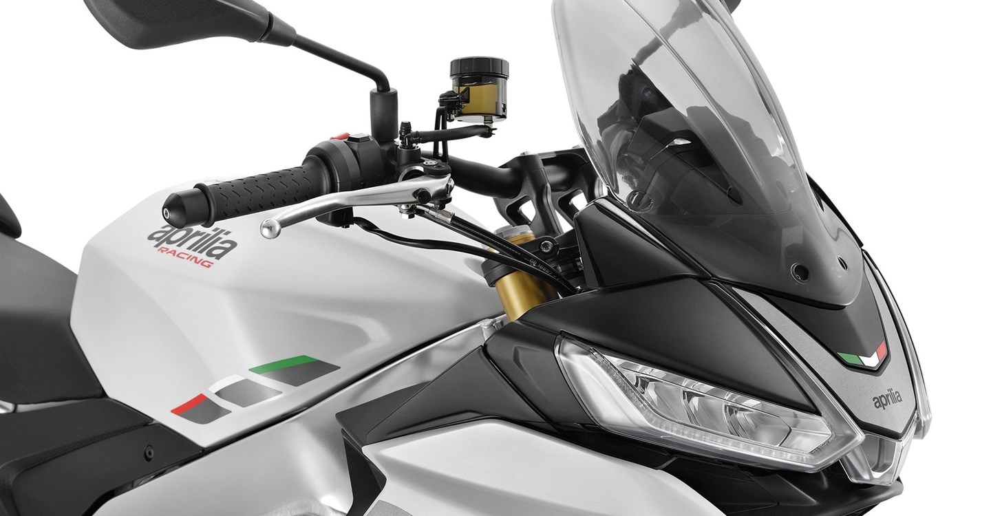 Aprilia Tuono V4 1100