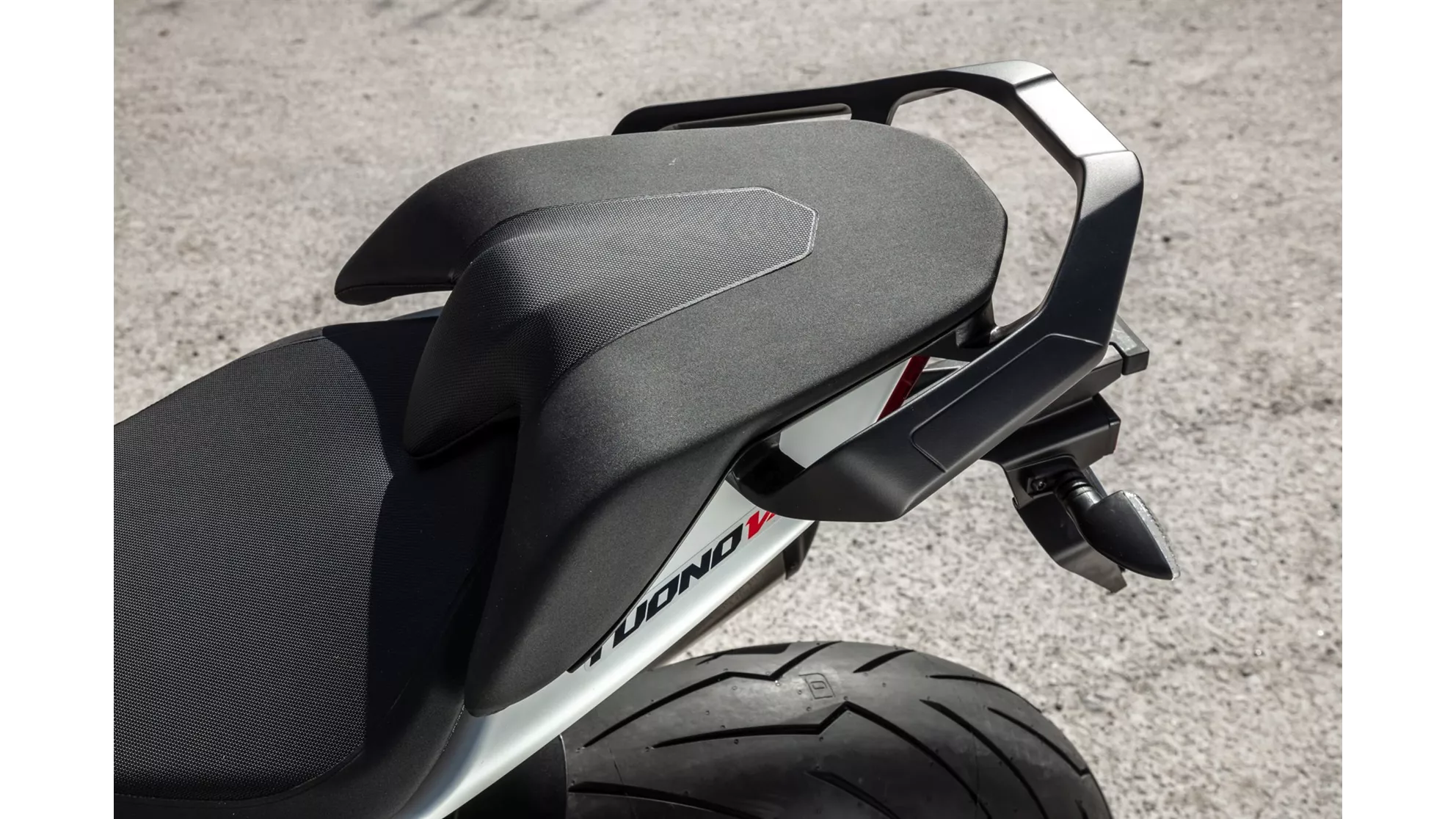 Aprilia Tuono V4 1100 - Image 18 Aprilia Tuono V4 1100 - Image 18