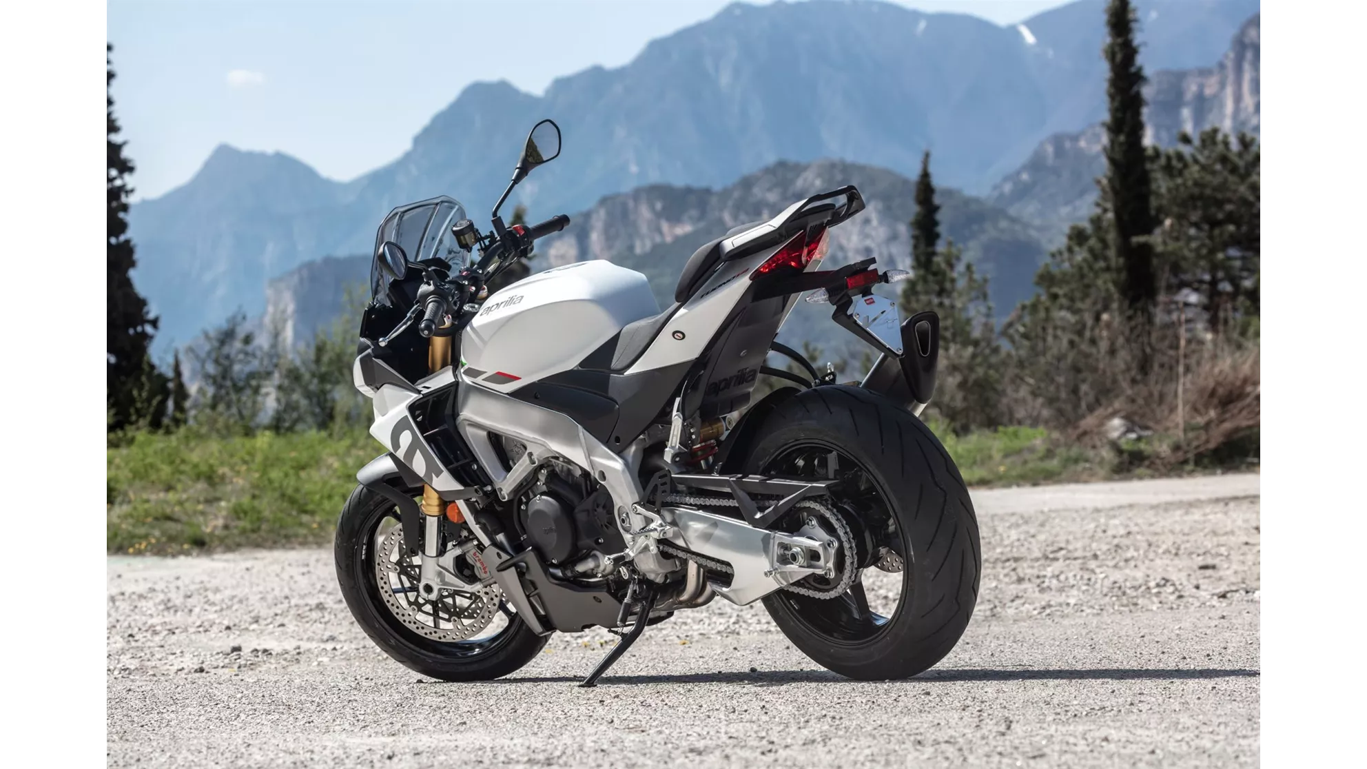 Aprilia Tuono V4 1100 - Image 22 Aprilia Tuono V4 1100 - Image 22