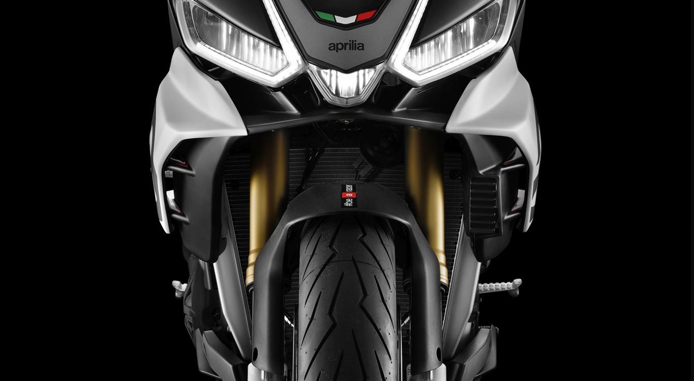 Aprilia Tuono V4 1100