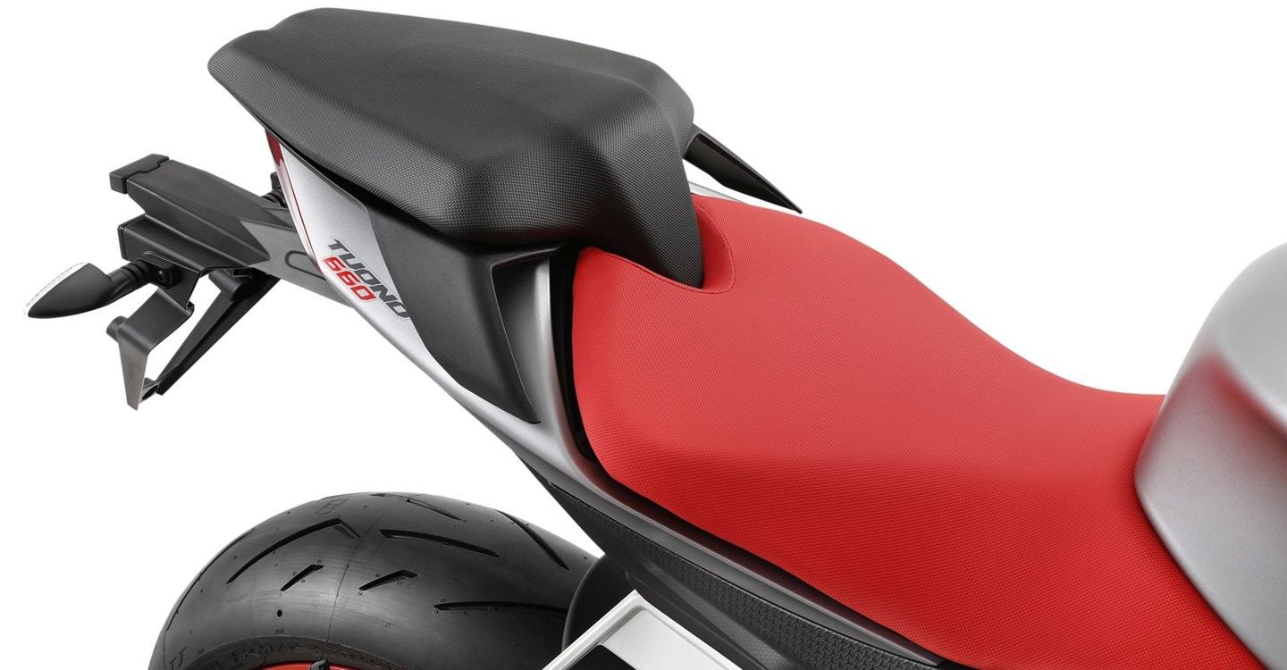Aprilia Tuono 660