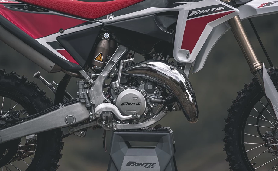 Fantic XE 125 Bild 3: Fantic XE 125