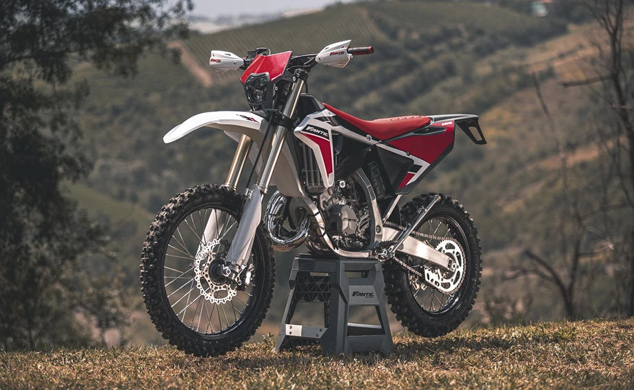 Fantic XE 125 Bild 5: Fantic XE 125