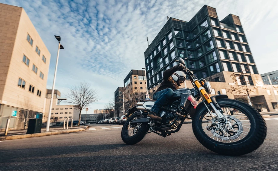 Fantic Caballero Deluxe 125 Bild 8: Fantic Caballero Deluxe 125