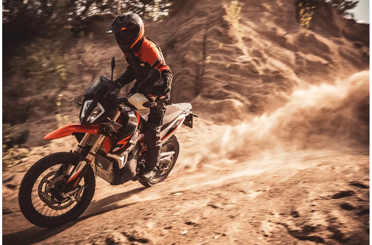 KTM 890 Adventure R KTM 890 Adventure R