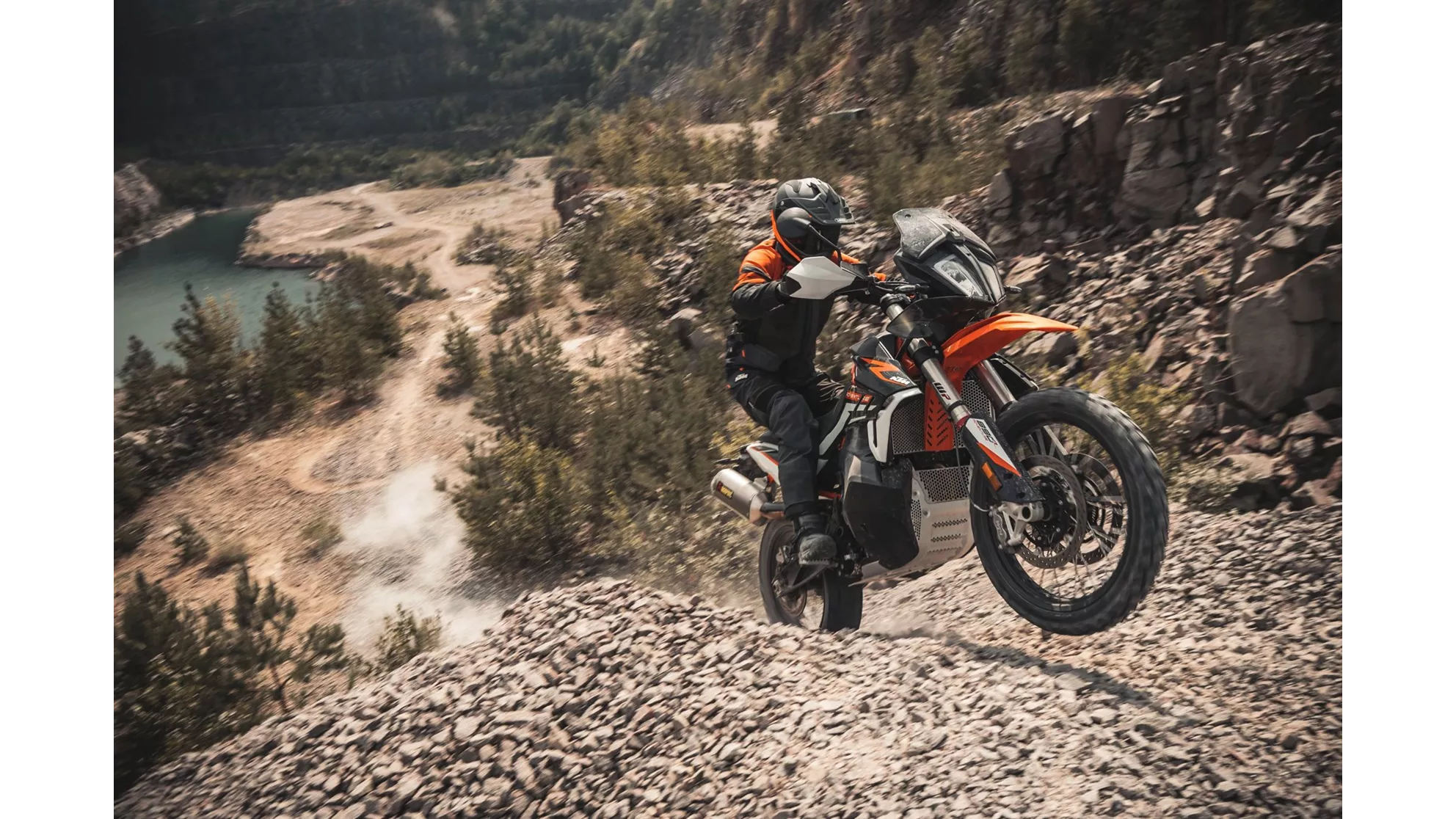 KTM 890 Adventure R - Image 2 KTM 890 Adventure R - Image 2