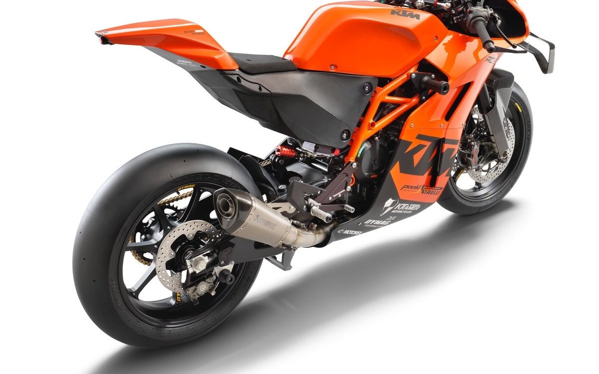 KTM RC 8C