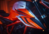 KTM 1290 Super Duke R EVO 2022 Bilder