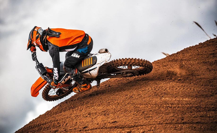 KTM 250 SX-F Bild 8: KTM 250 SX-F