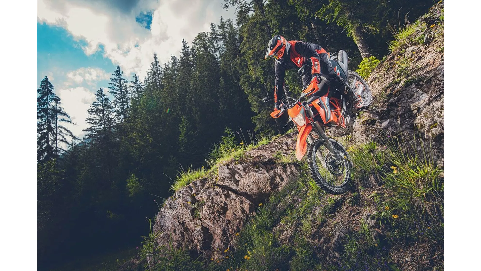 KTM 690 Enduro R - Image 5 KTM 690 Enduro R - Image 5