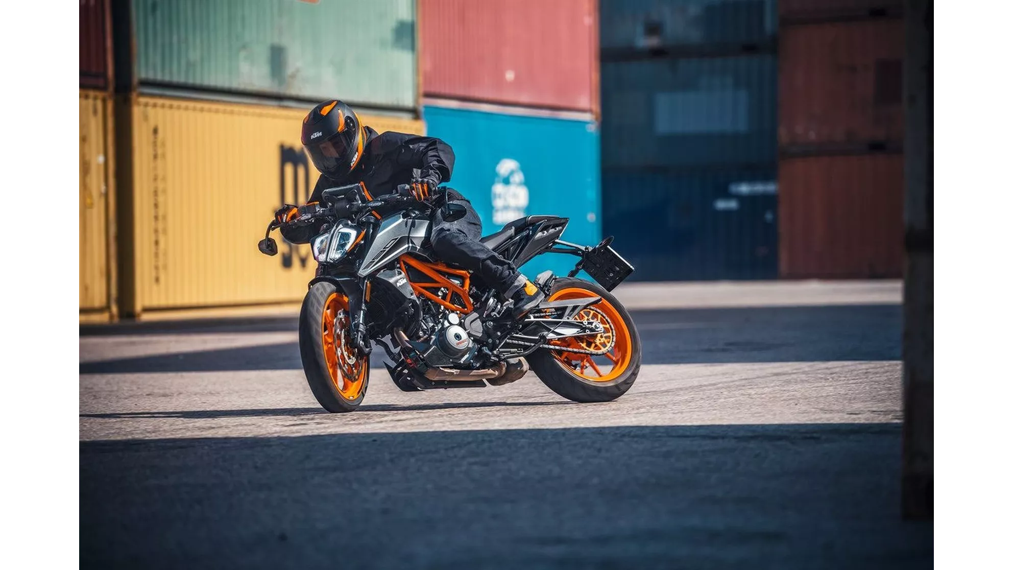 KTM 390 Duke - Image 1 KTM 390 Duke - Image 1