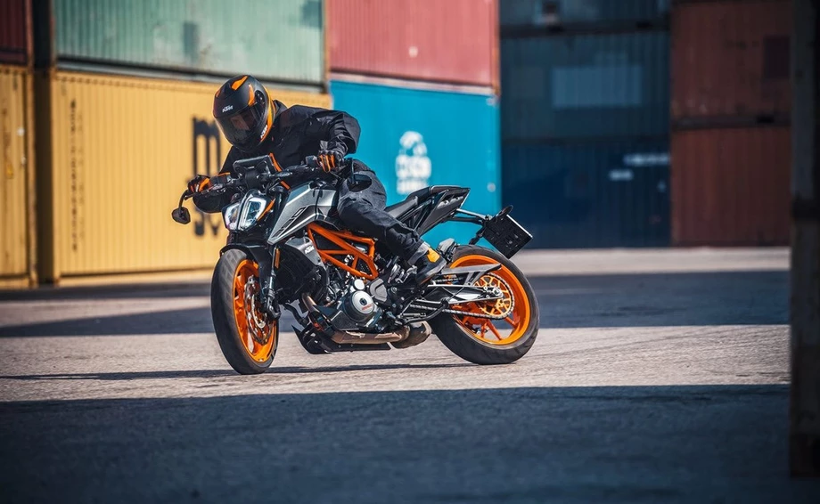 KTM 390 Duke Bild 2: KTM 390 Duke