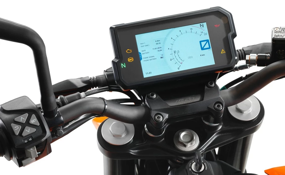 KTM 390 Duke Bild 9: KTM 390 Duke