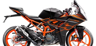 Honda CBR 125 R 2010 vs KTM RC 125 2022