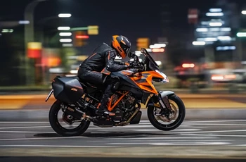 KTM 1290 Super Duke GT 2022 - Bild 16 KTM 1290 Super Duke GT 2022 - Bild 16