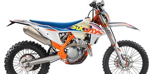 KTM 250 EXC-F Sixdays 2022 vs KTM 250 EXC TPI Sixdays 2022