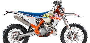 KTM 300 EXC TPI Sixdays 2022 vs KTM 150 EXC TPI 2022