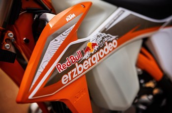 KTM 300 EXC TPI Erzberg Edition 2022 - Bild 8