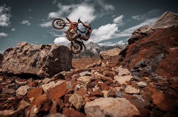 KTM 300 EXC TPI Erzberg Edition 2022 - Bild 11