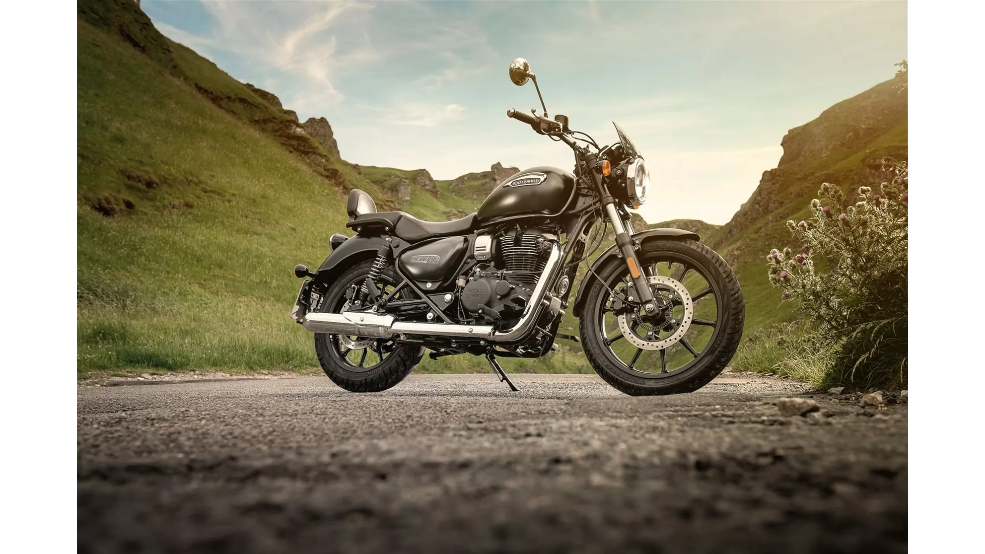 Royal Enfield Meteor 350 Stellar - Image 4 Royal Enfield Meteor 350 Stellar - Image 4