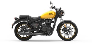Royal Enfield Bullet 350 2024 vs Royal Enfield Meteor 350 Fireball 2022