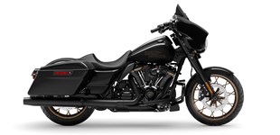 Harley-Davidson Touring Street Glide ST 2022 vs Harley-Davidson Softail Sport Glide FLSB 2023