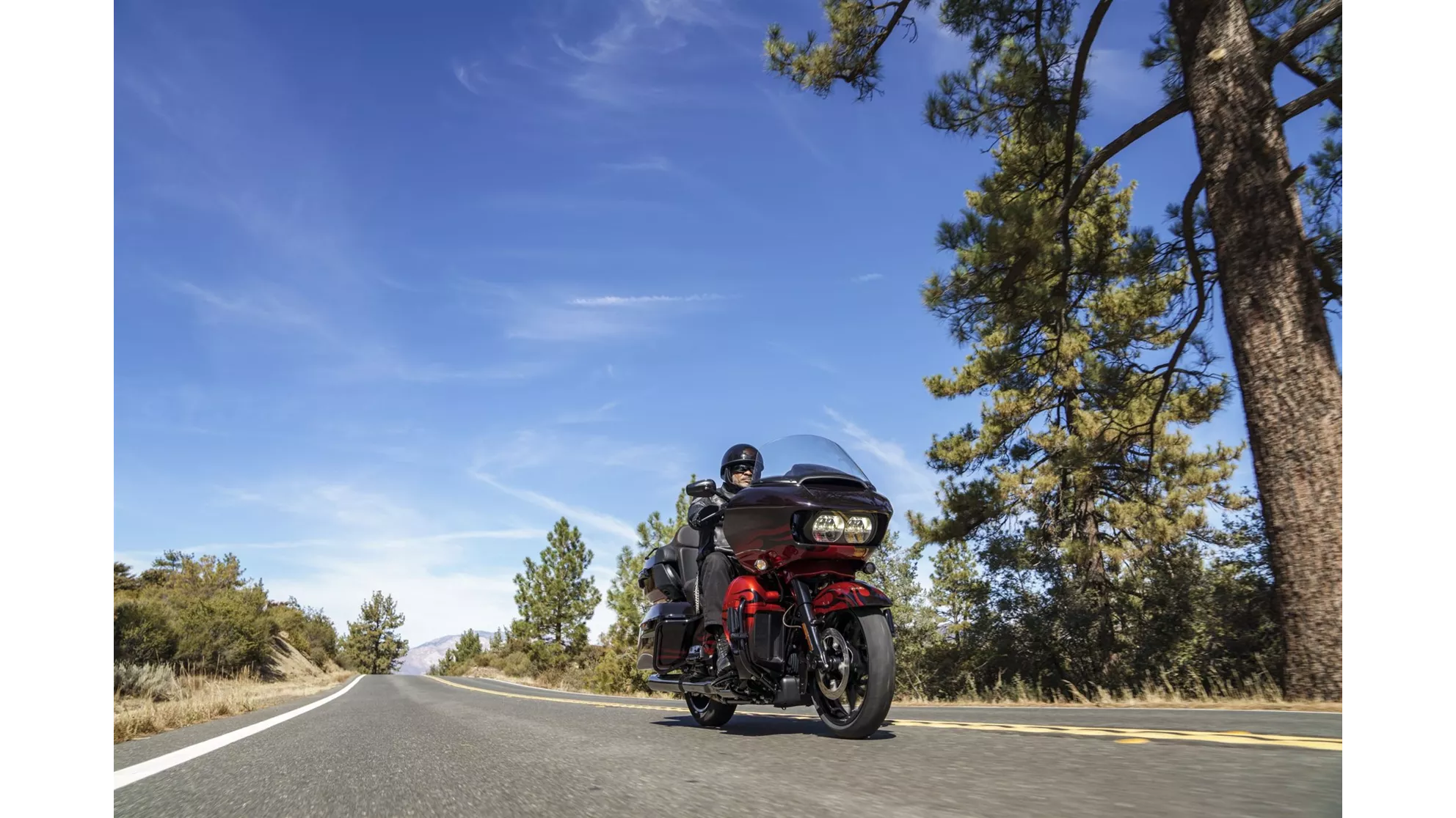 Harley-Davidson CVO Road Glide Limited FLTRKSE - Resim 5