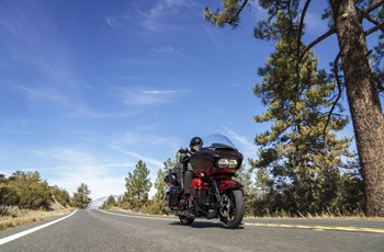 Harley-Davidson CVO Road Glide Limited FLTRKSE 2022 - Bild 7 Harley-Davidson CVO Road Glide Limited FLTRKSE 2022 - Bild 7