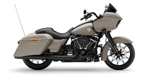 BMW R 1250 GS 2022 vs Harley-Davidson Touring Road Glide Special FLTRXS 2022