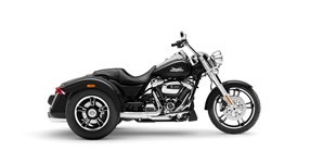 Harley-Davidson Freewheeler 2022 vs Harley-Davidson Freewheeler 2017