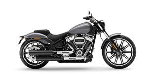 Kawasaki Vulcan S 2022 vs Harley-Davidson Softail Breakout 114 FXBRS 2022