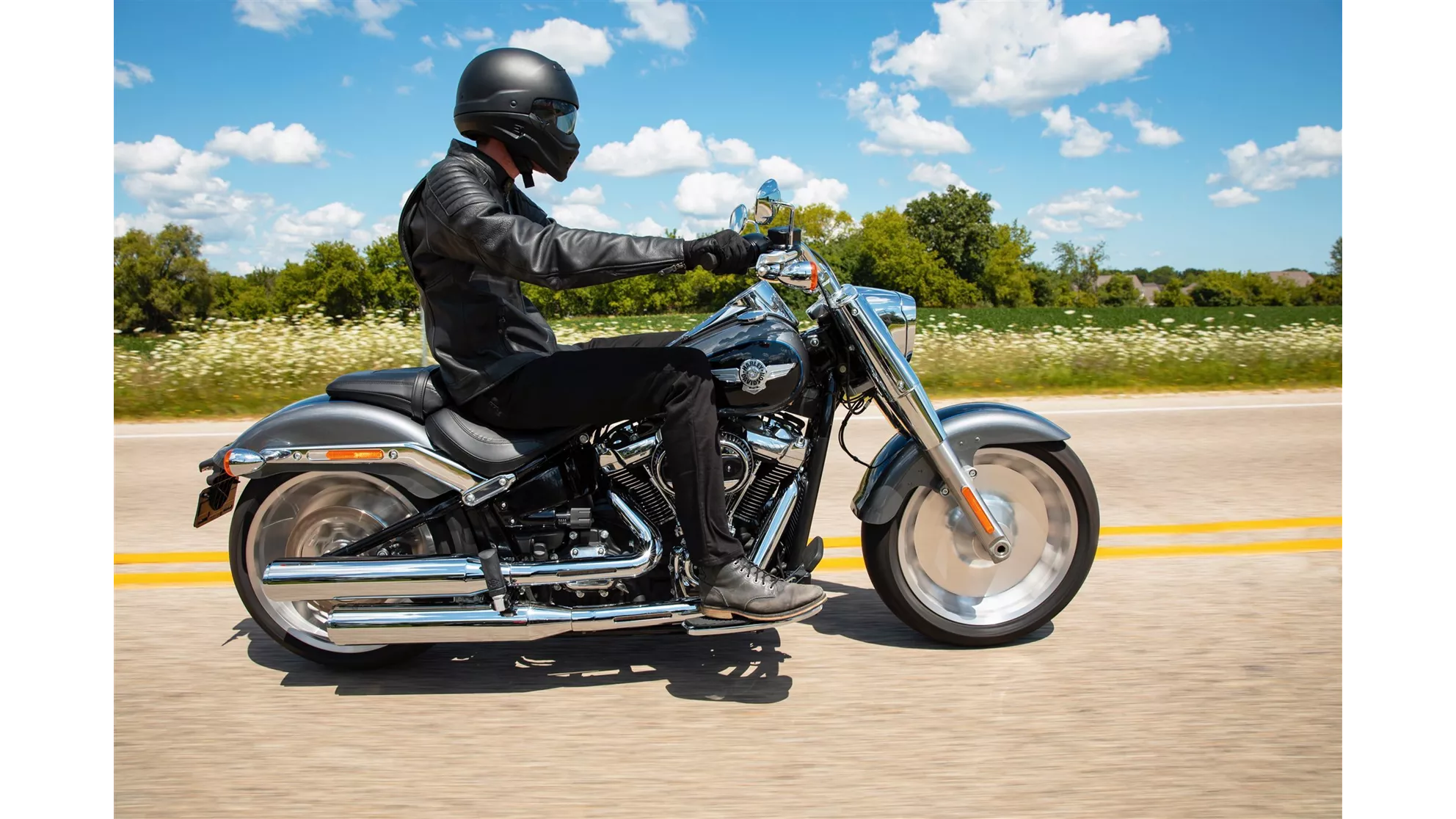 Harley-Davidson Softail Fat Boy 114 FLFBS - Image 1 Harley-Davidson Softail Fat Boy 114 FLFBS - Image 1