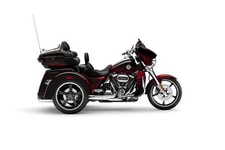 Harley-Davidson CVO Tri Glide FLHTCUTGSE 2022